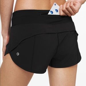 Black lulu 2.5” running shorts